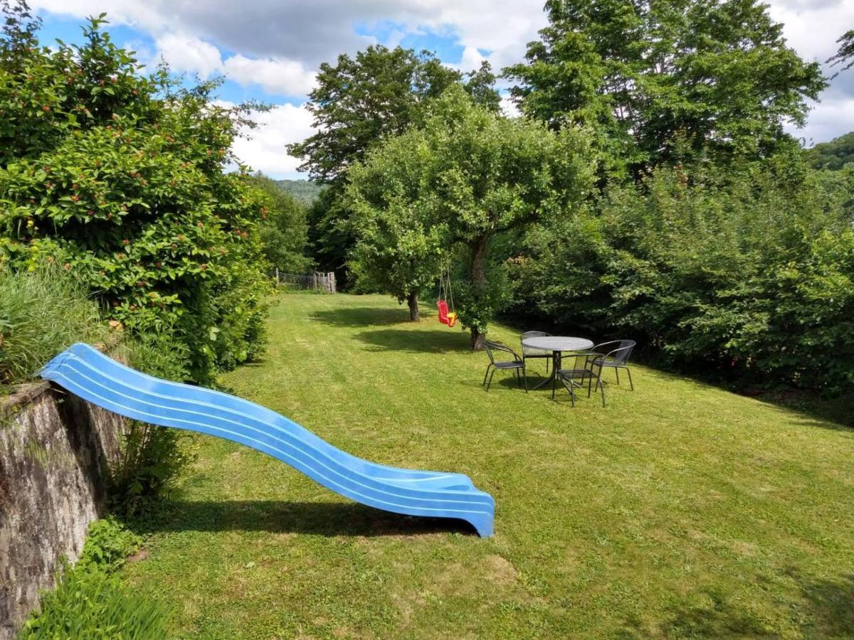 Ferienhaus Fraeulein Frenz Bollendorf Exteriör bild